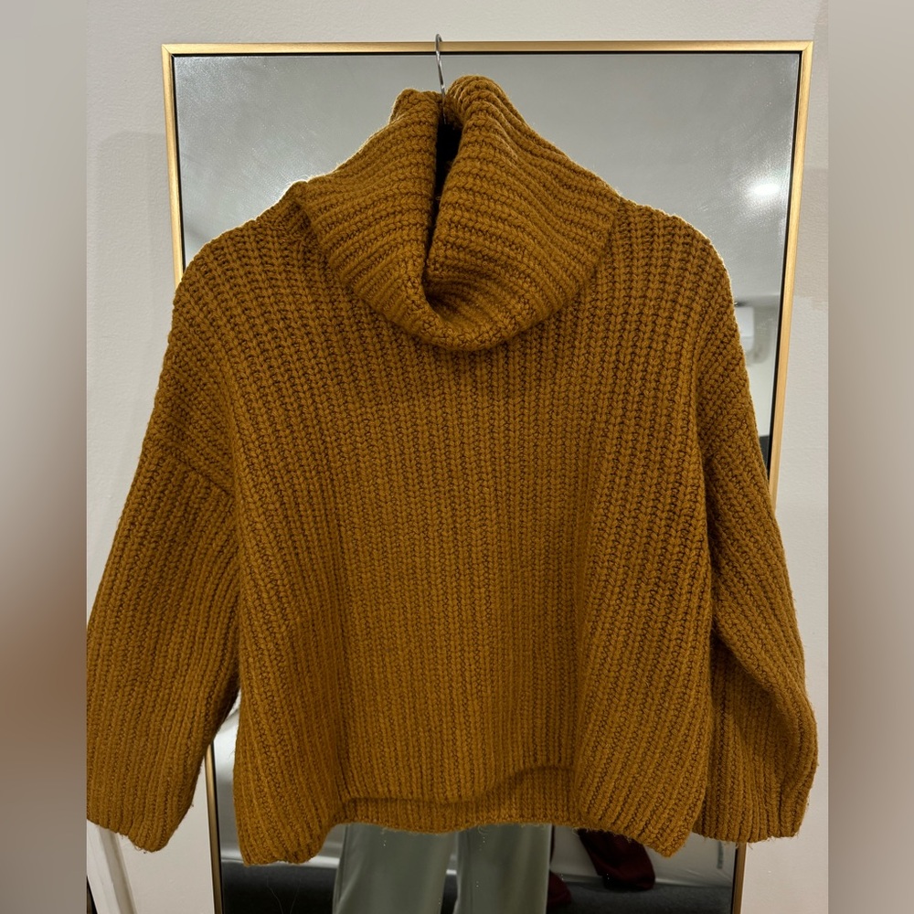 Topshop EUC turtleneck sweater
